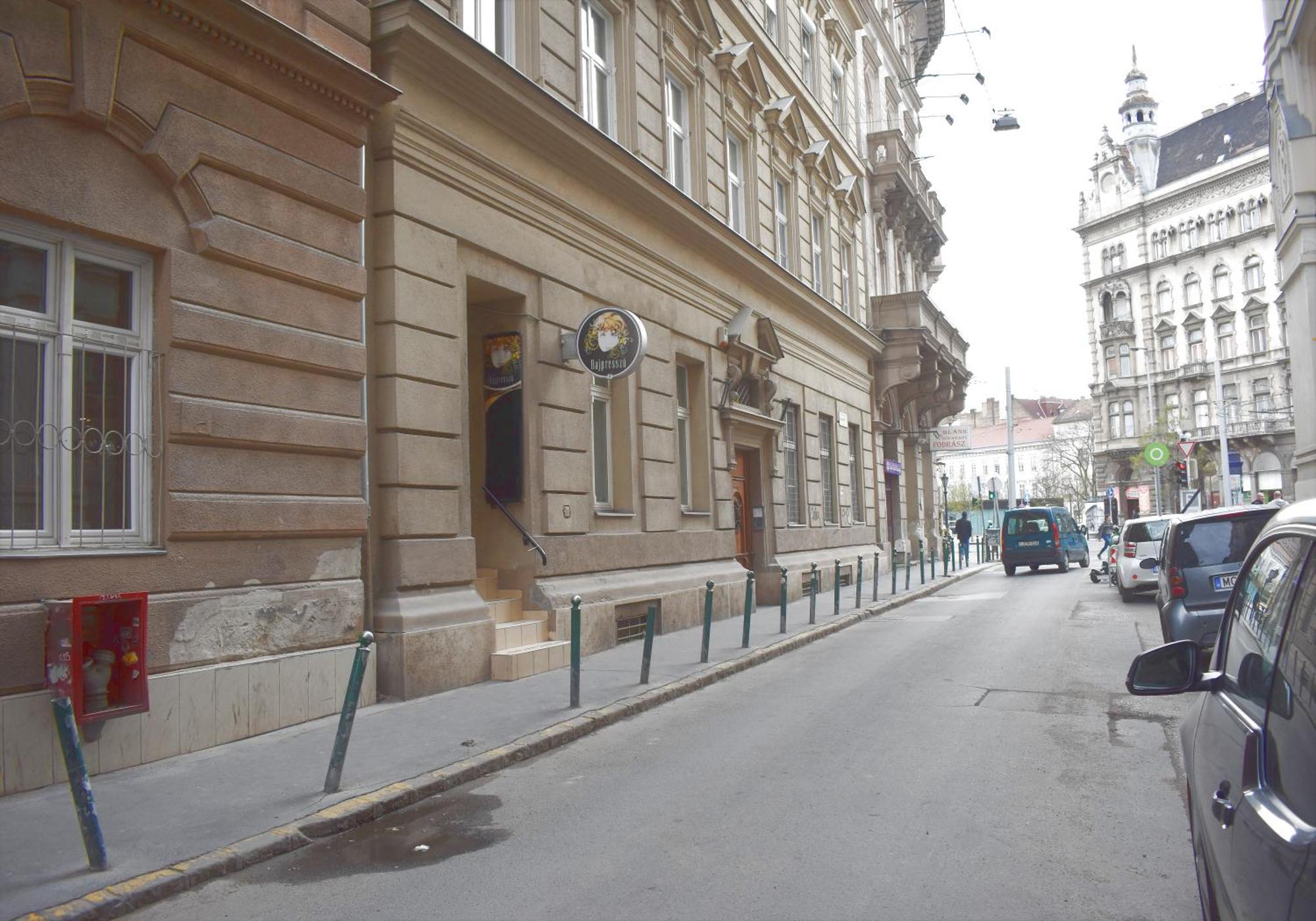 Yes, Yes! Lovely Apartment Good Amenities Budapest Center Eksteriør bilde
