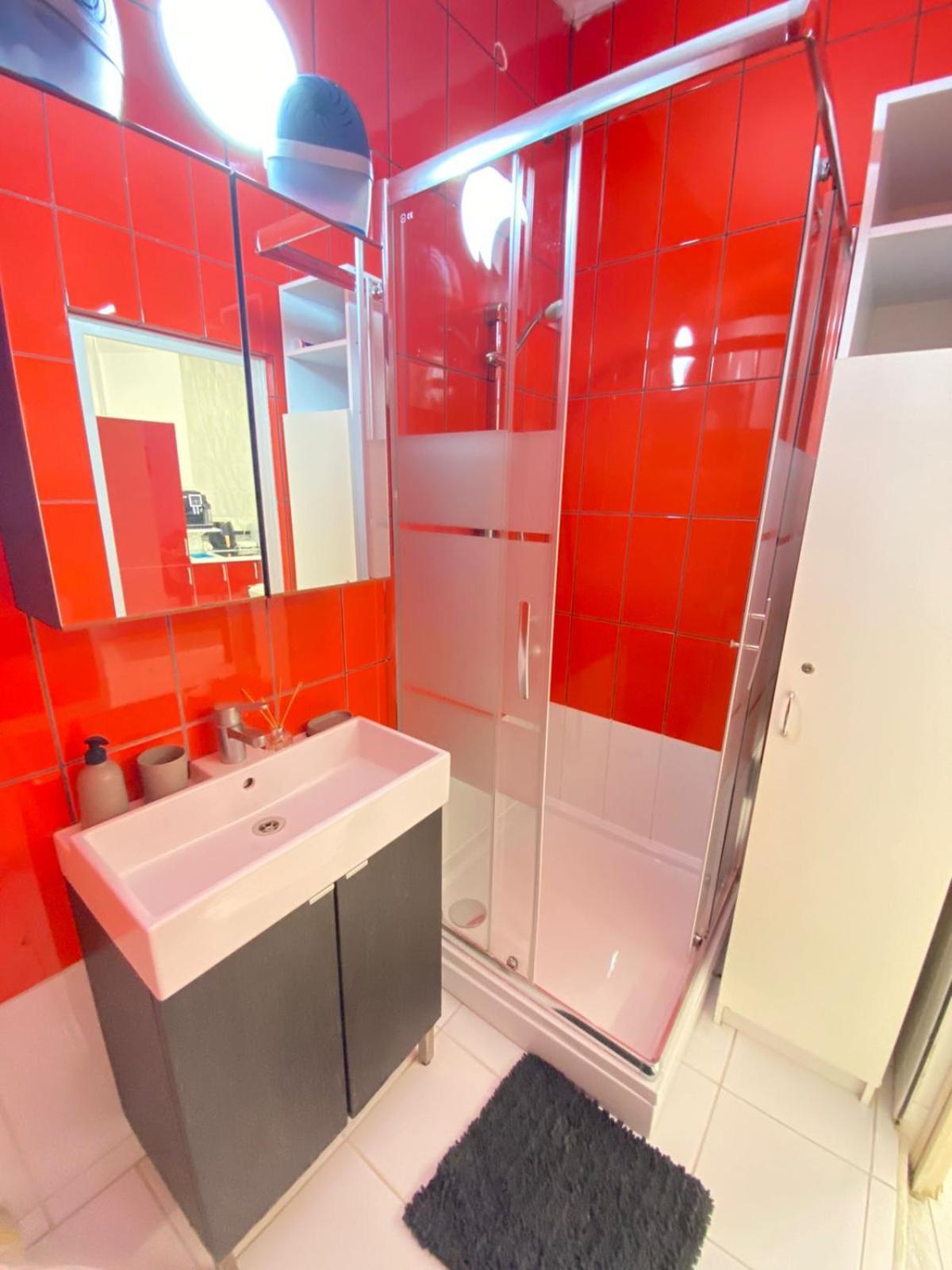 Yes, Yes! Lovely Apartment Good Amenities Budapest Center Eksteriør bilde